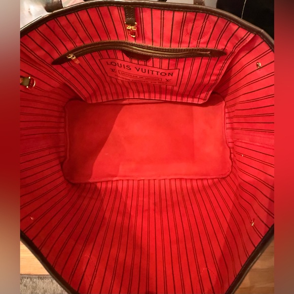 Louis Vuitton Damier Ebene Bag - Picture 5 of 15